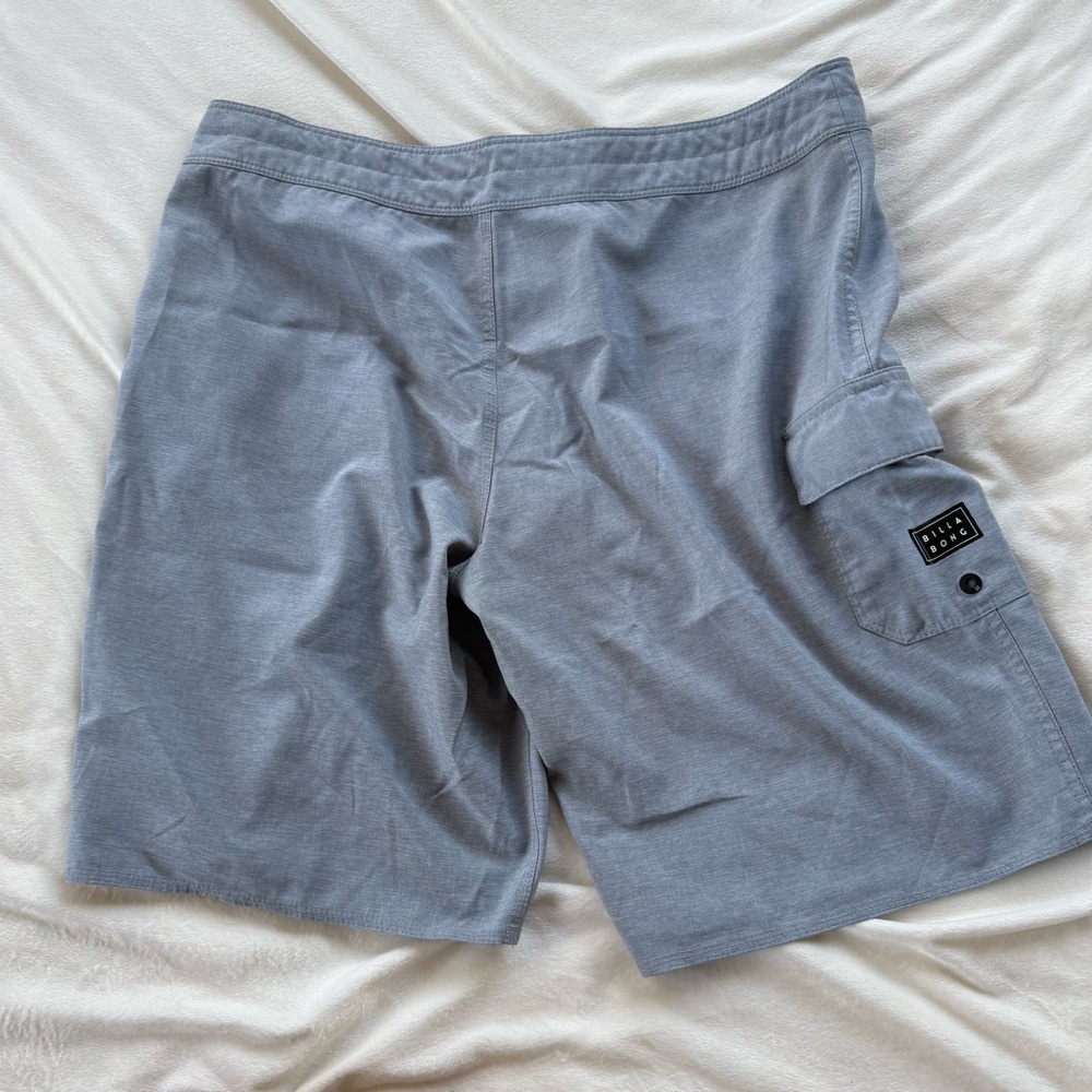 Billabong Gray Men's Swim Board Shorts - Picture 4 of 5